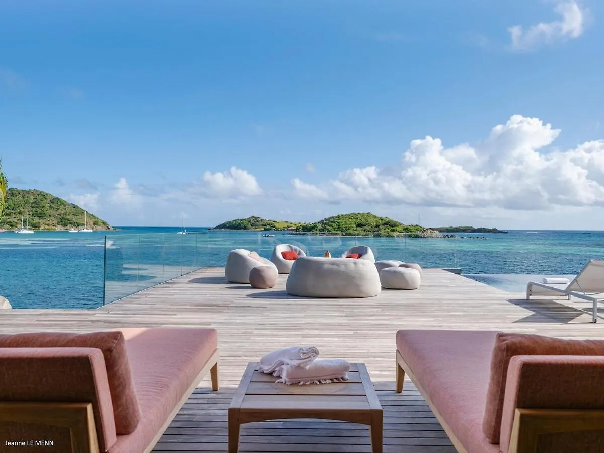 This Is A Great Location For Beaches Cul de Sac