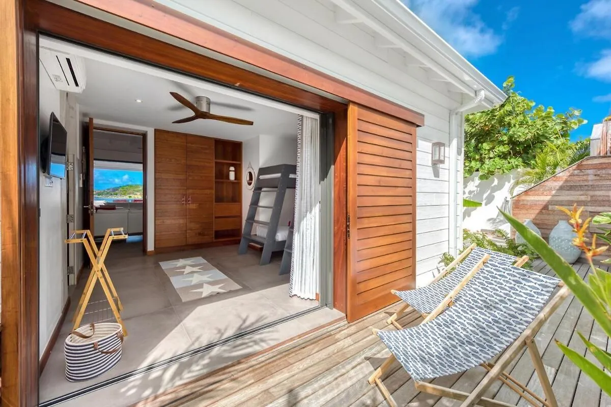 This Is A Great Location For Beaches Cul de Sac 0*,